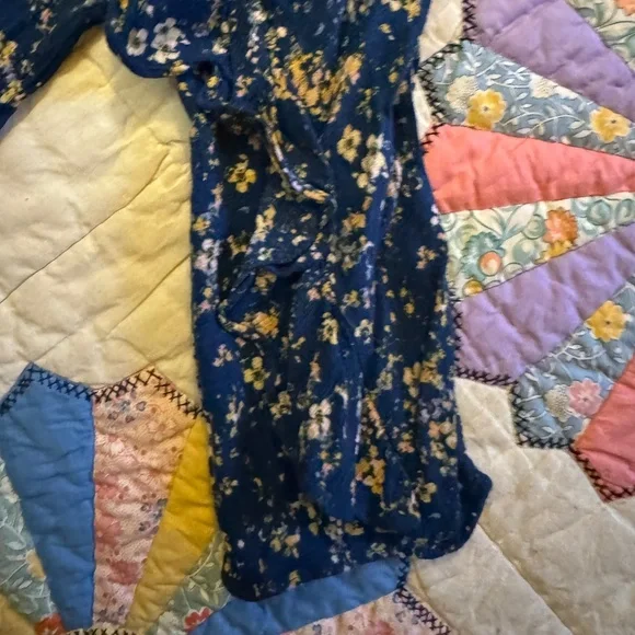 Lauren Conrad Blouse Teal & Yellow Gold Floral, Ruffles, 3/4 Sleeve, Feminine XL - Picture 11 of 16